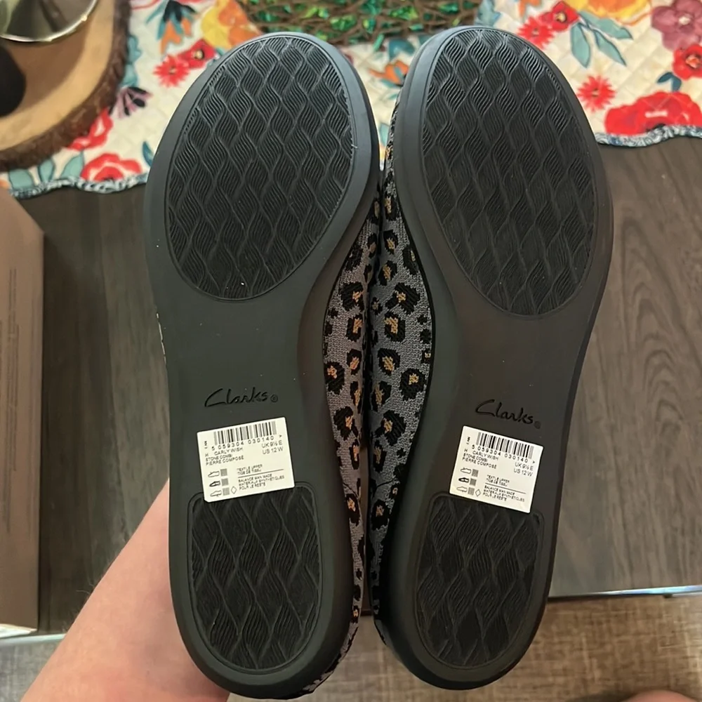 Clark’s shoes - Picture 2 of 3
